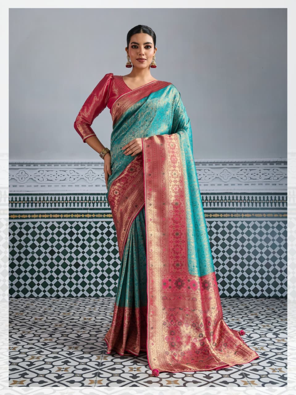 Turquoise Blue Kanjivaram Mul Silk Meenakari Woven Saree