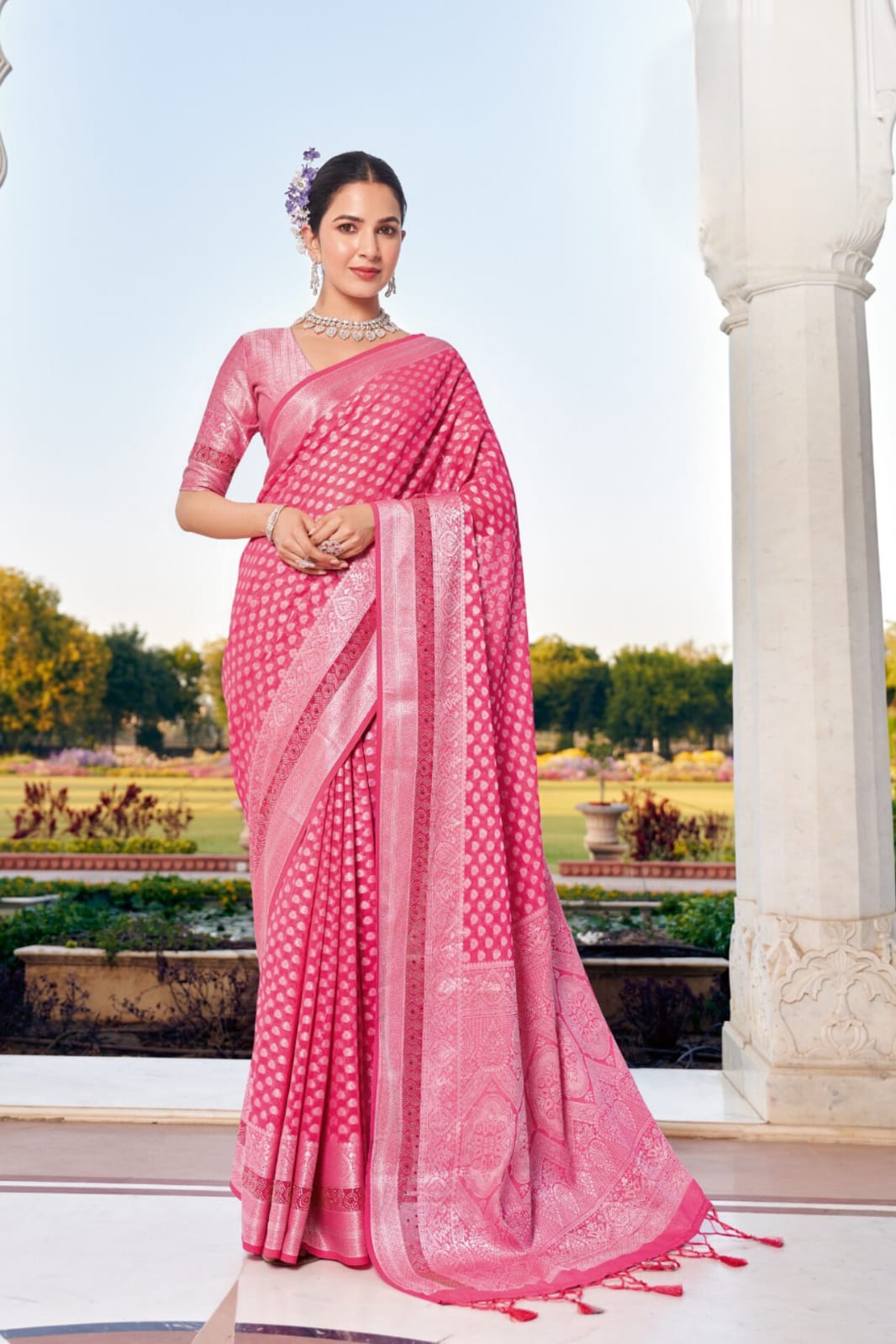 Pink Twp Georgette Weaving Buta Border Pallu Saree