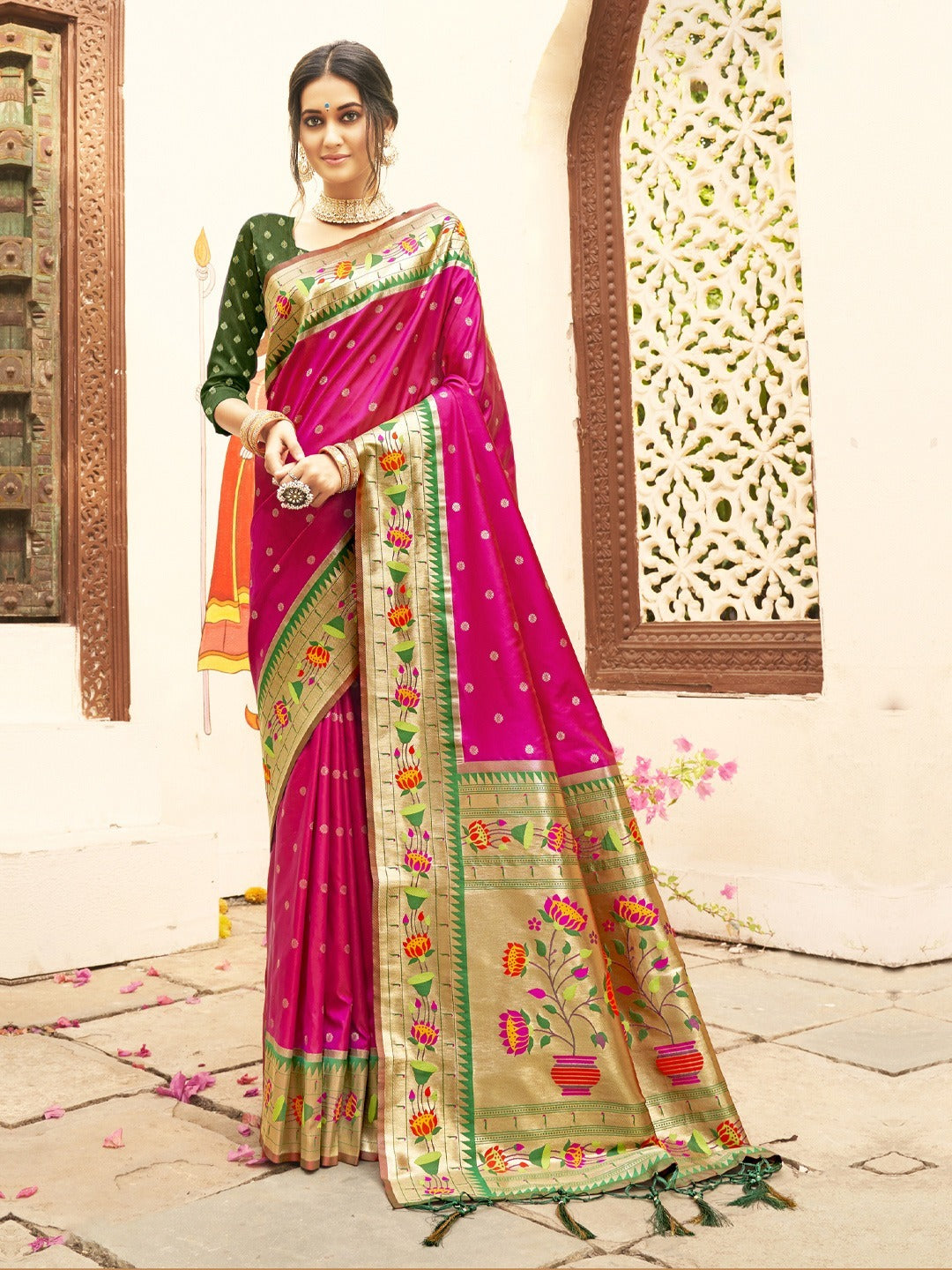 Magenta Paithani Silk Zari Weaving Contrast Border Saree