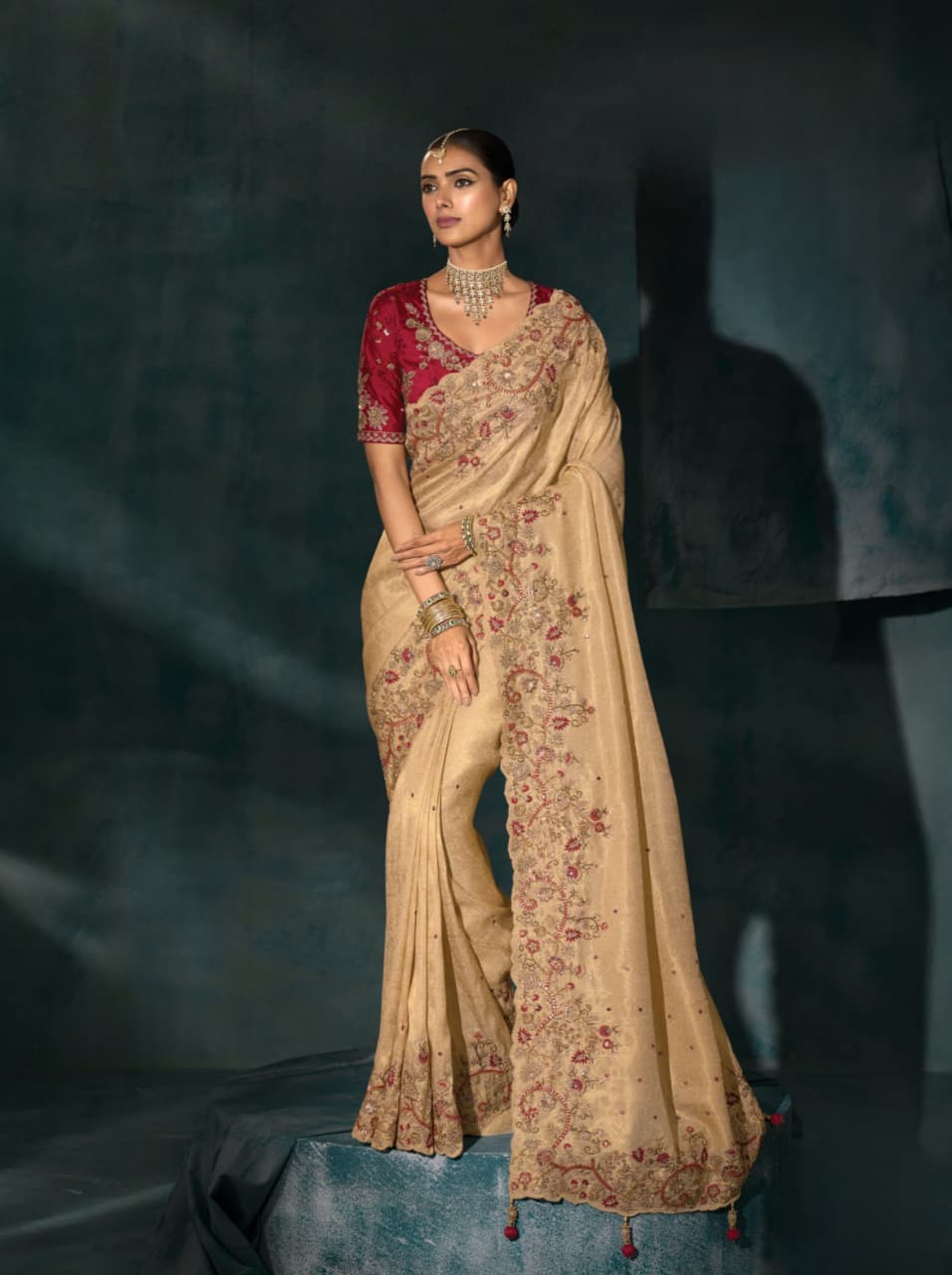 Cream Pure Ziraf Jari Thread Handwork Saree