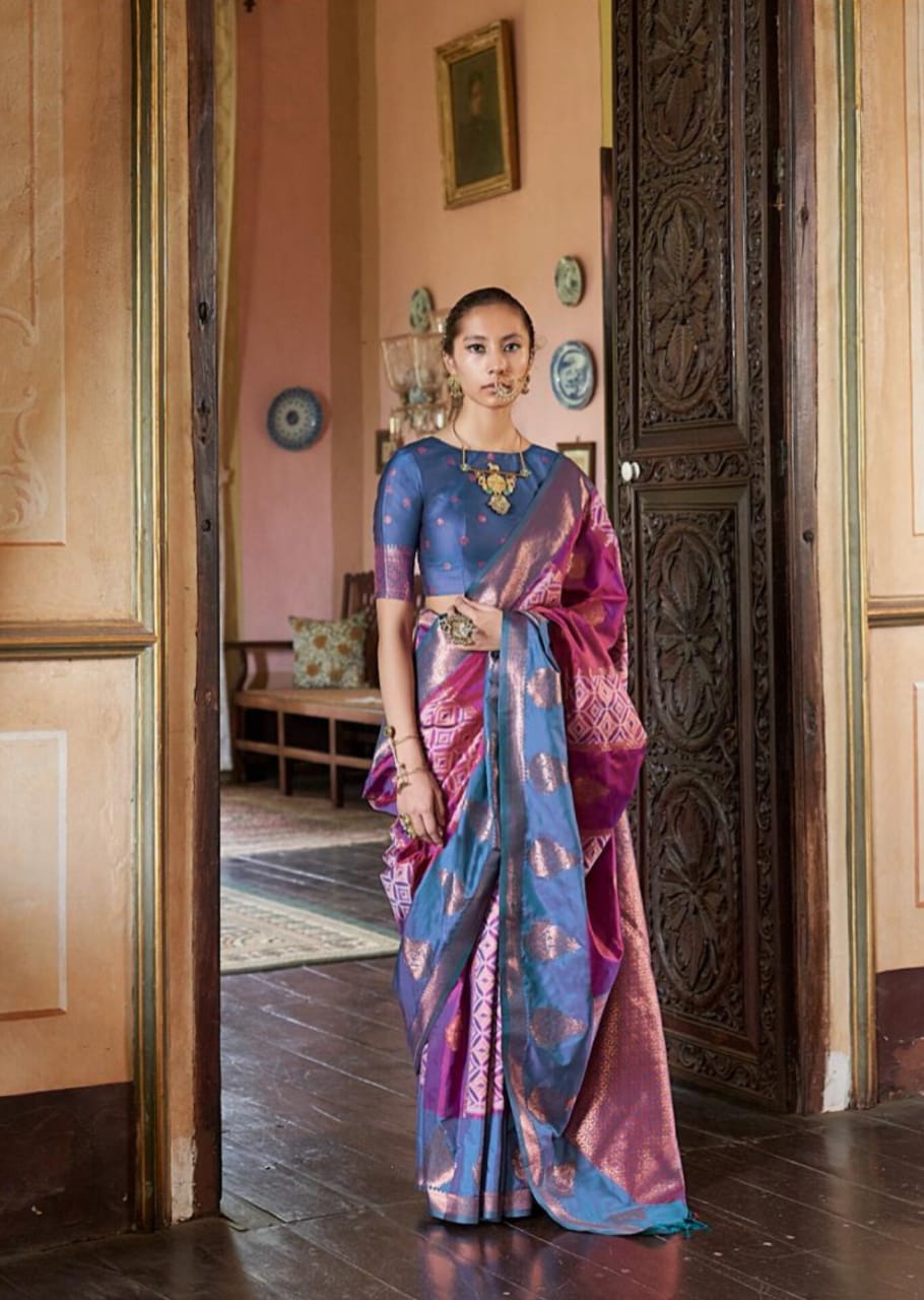 Blue Pink Pure Silk Handloom Weaving Saree