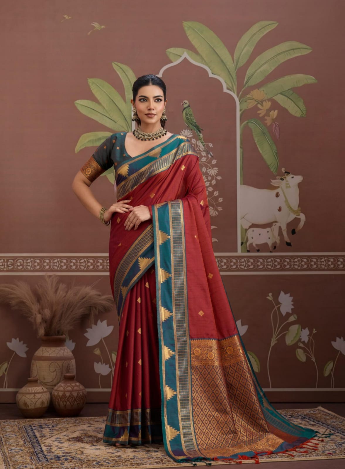Maroon Tussar Silk Handloom Weaving Saree