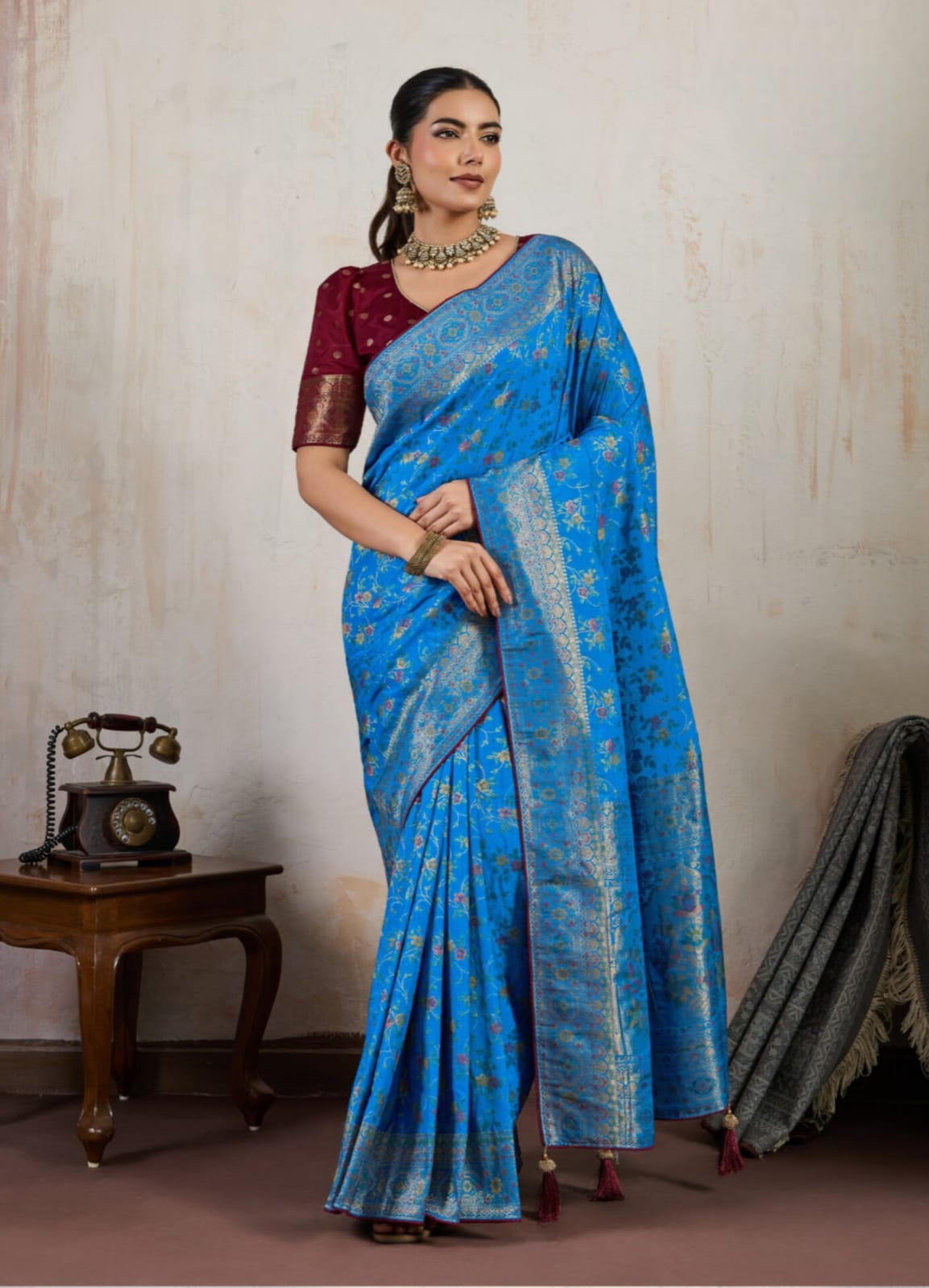 Blue Makhmal Soft Silk Meenakari Weaving Saree