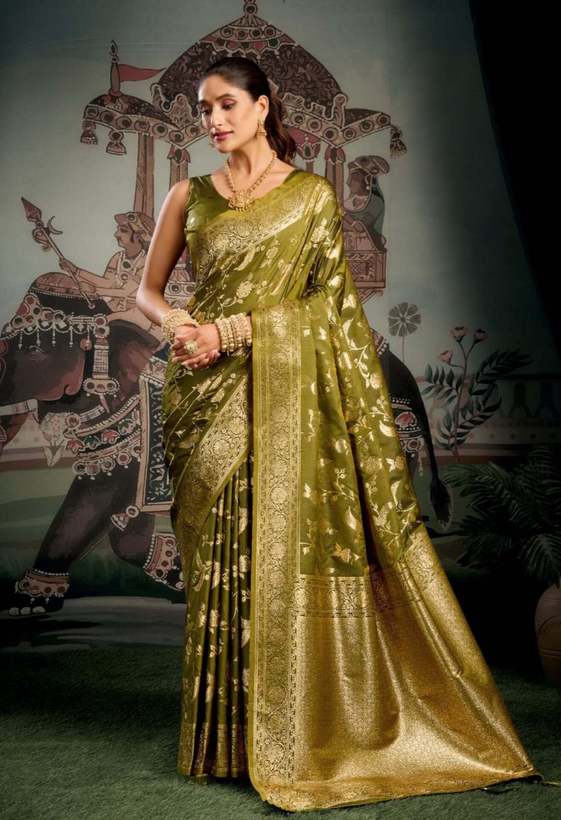 Green Soft Silk Zari Weaving Saree