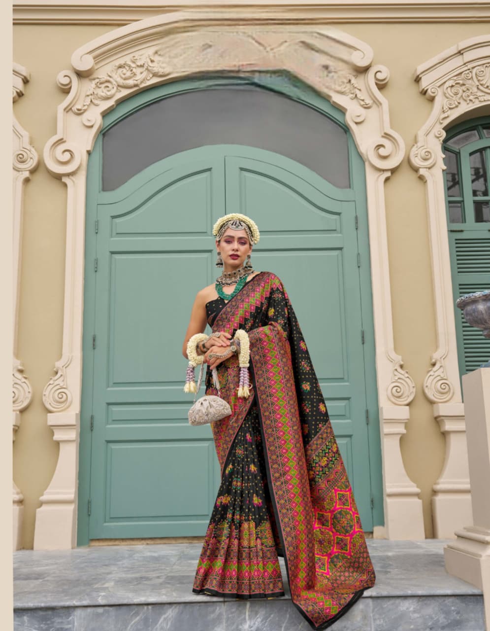 Black Super Banarasi P.V.Silk Kashmiri Weaving Saree