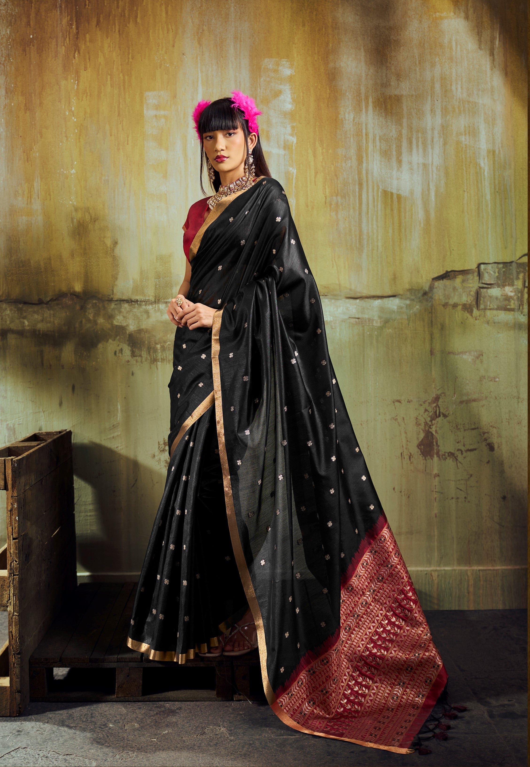 Black Tussar Silk Weaving Saree